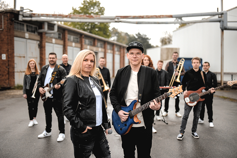 Bandbild von Royal Stage Army